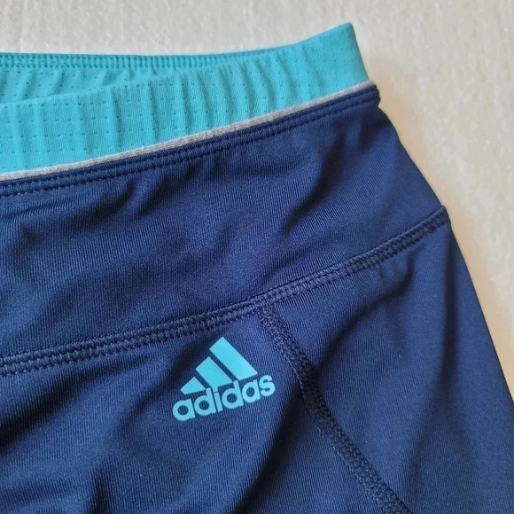 Adidas Climate Women's Medium Yoga Pants Blue Navy Three Stripes Crop Stretch M - Picture 6 of 11